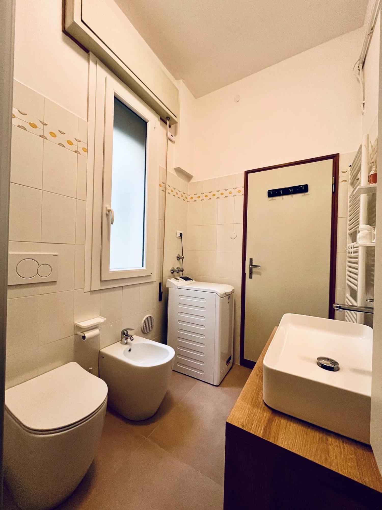 La Teranga Bed & Breakfast Imola Luaran gambar
